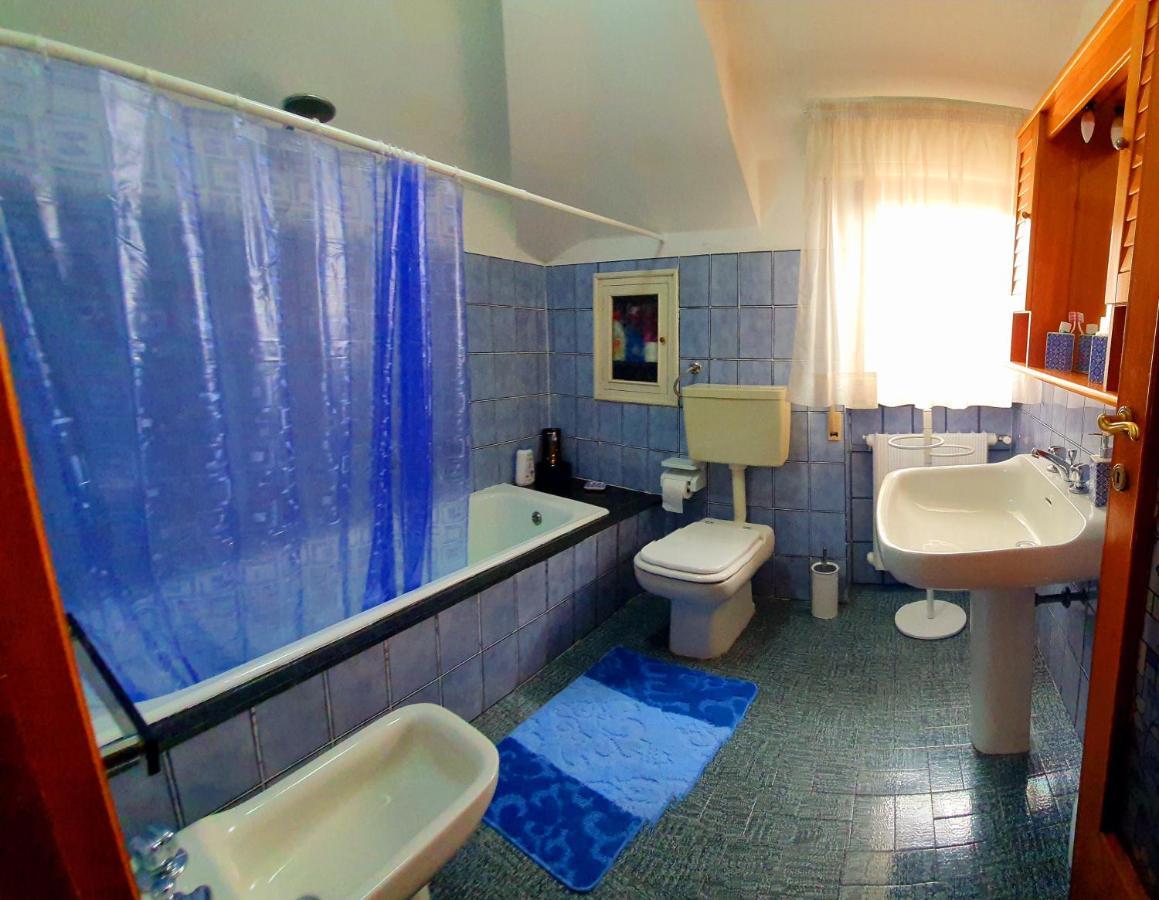 La Casa Di Loryanne Apartment อาเวซซาโน ภายนอก รูปภาพ